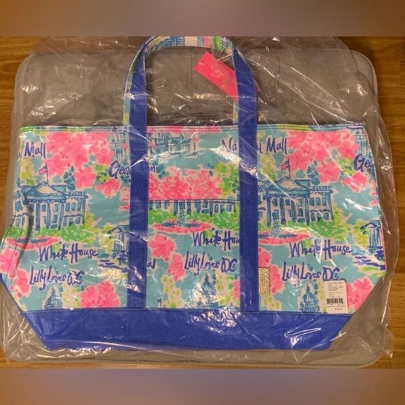 Lilly Loves DC Mercato Tote - Picture 12 of 13